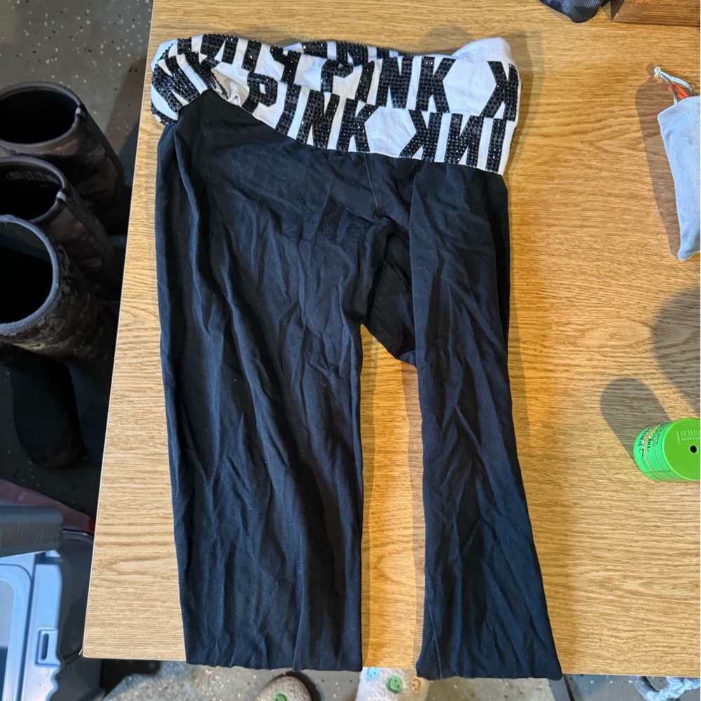 Pink brand leggings size small